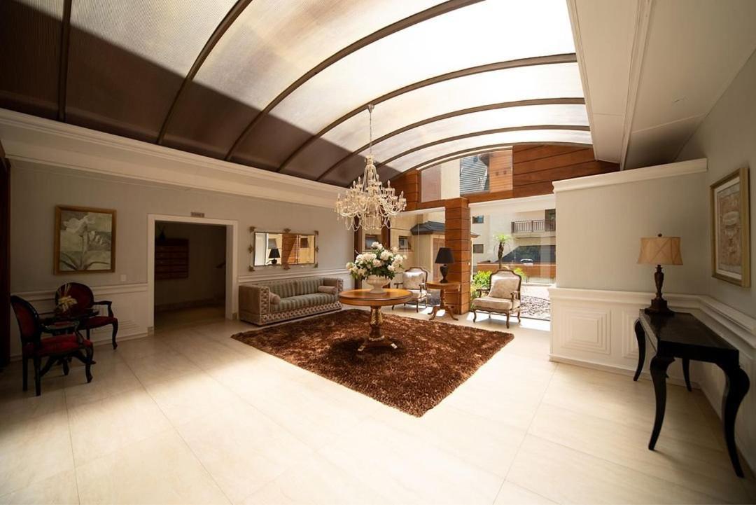 600 Metros, Rua Coberta Centro - Via Florida 306a Apartamento Gramado